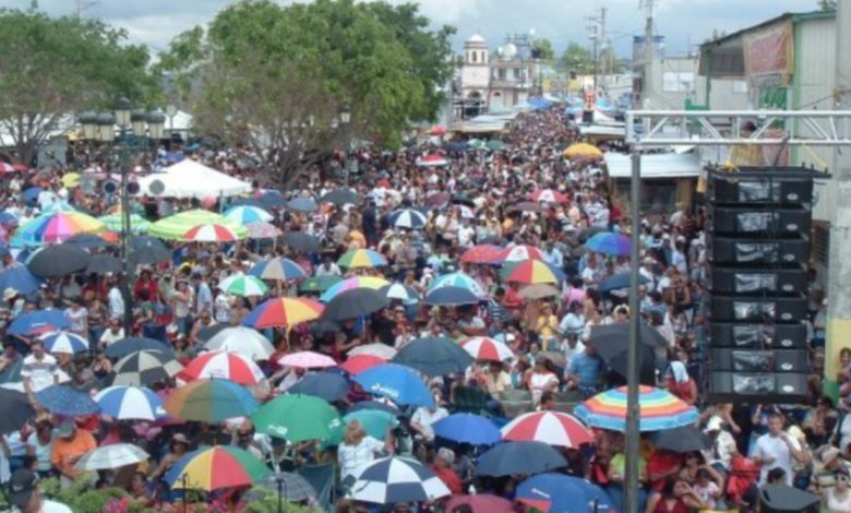 Festival de Las Marias en honor a la china dulce